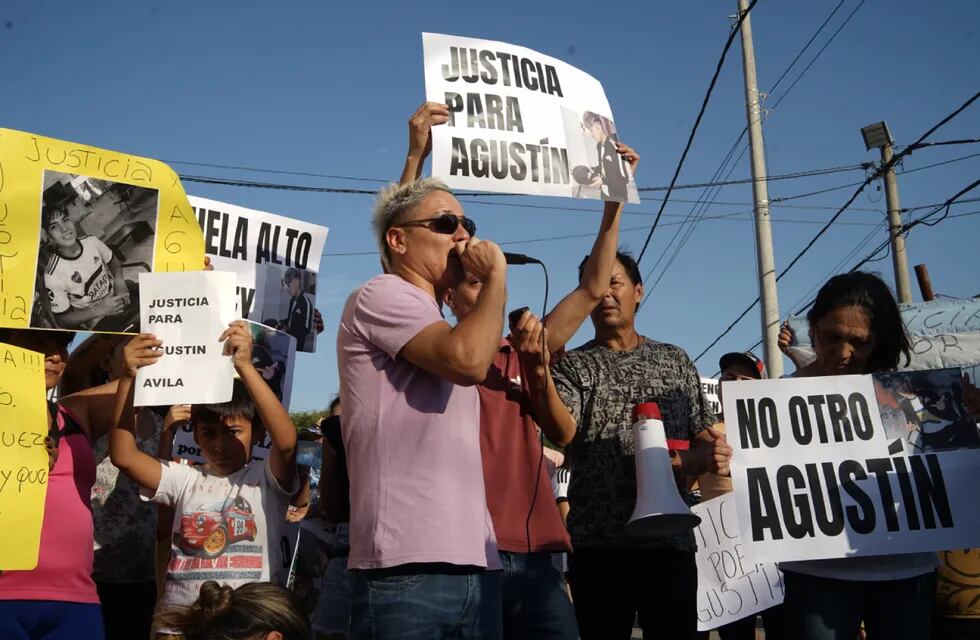La familia de Agustín Ávila está desconsolada tras la muerte de su hijo.