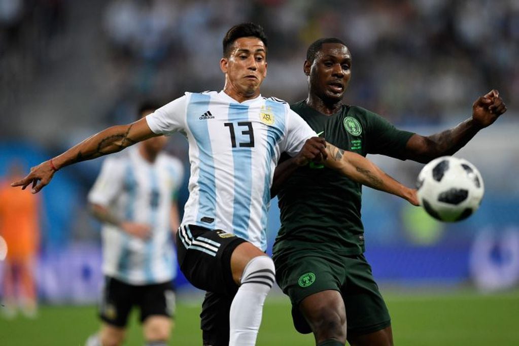 Meza en un partido de la Copa del Mundo ante Nigeria. (Foto: AFP)