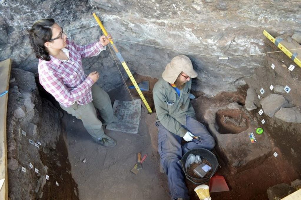 Investigadores de la UNCUYO hallaron restos arqueológicos de otro niño en Las Cuevas.