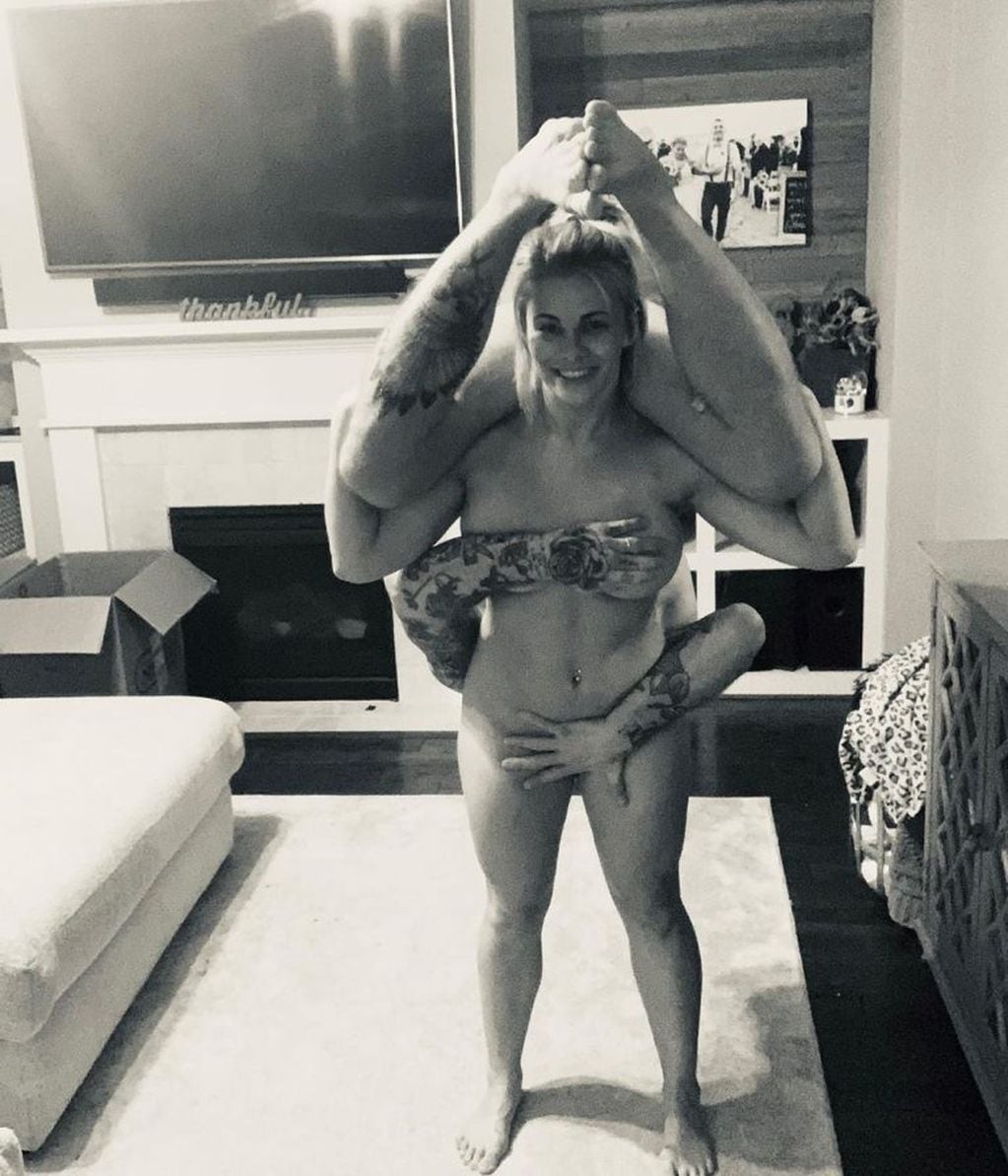 Paige VanZant y Austin Vanderford, la pareja que entrena desnuda (Foto: Instagram)
