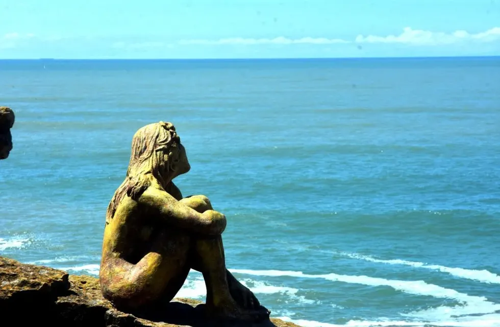 Escultura anónima en Mar del Plata