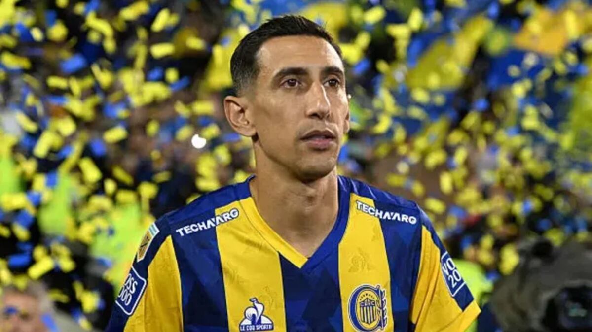 El llanto de Ángel Di María al recordar el sacrificio de su mamá: el regalo que emocionó al ídolo rosarino thumbnail