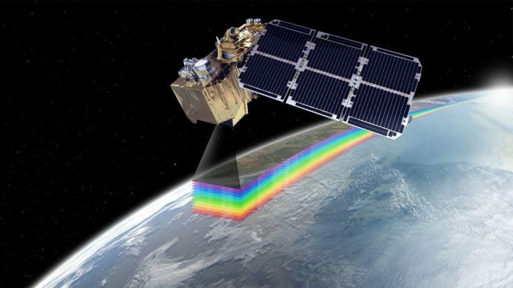 El satélite SENTINEL 2 es un satélite ambiental, creado para realizar una cobertura global de la superficie terrestre y captar imágenes miltiespectrales de alta resolución.