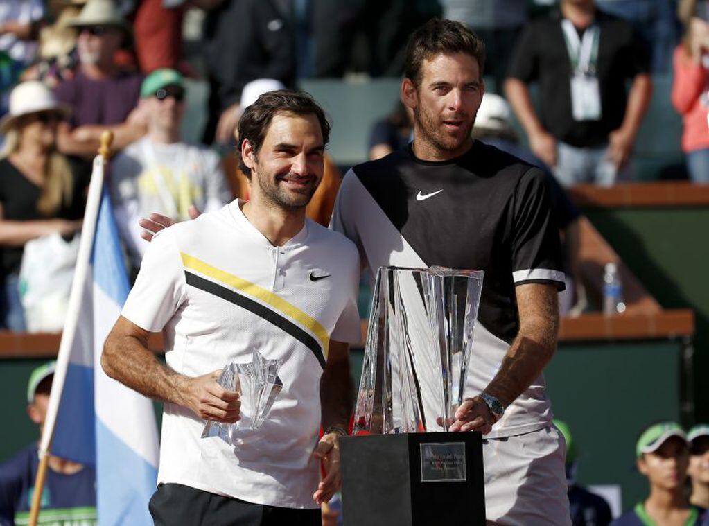 Juan Martín del Potro y Roger Federer (Foto: Ringo Chiu/ZUMA Wire/DPA)