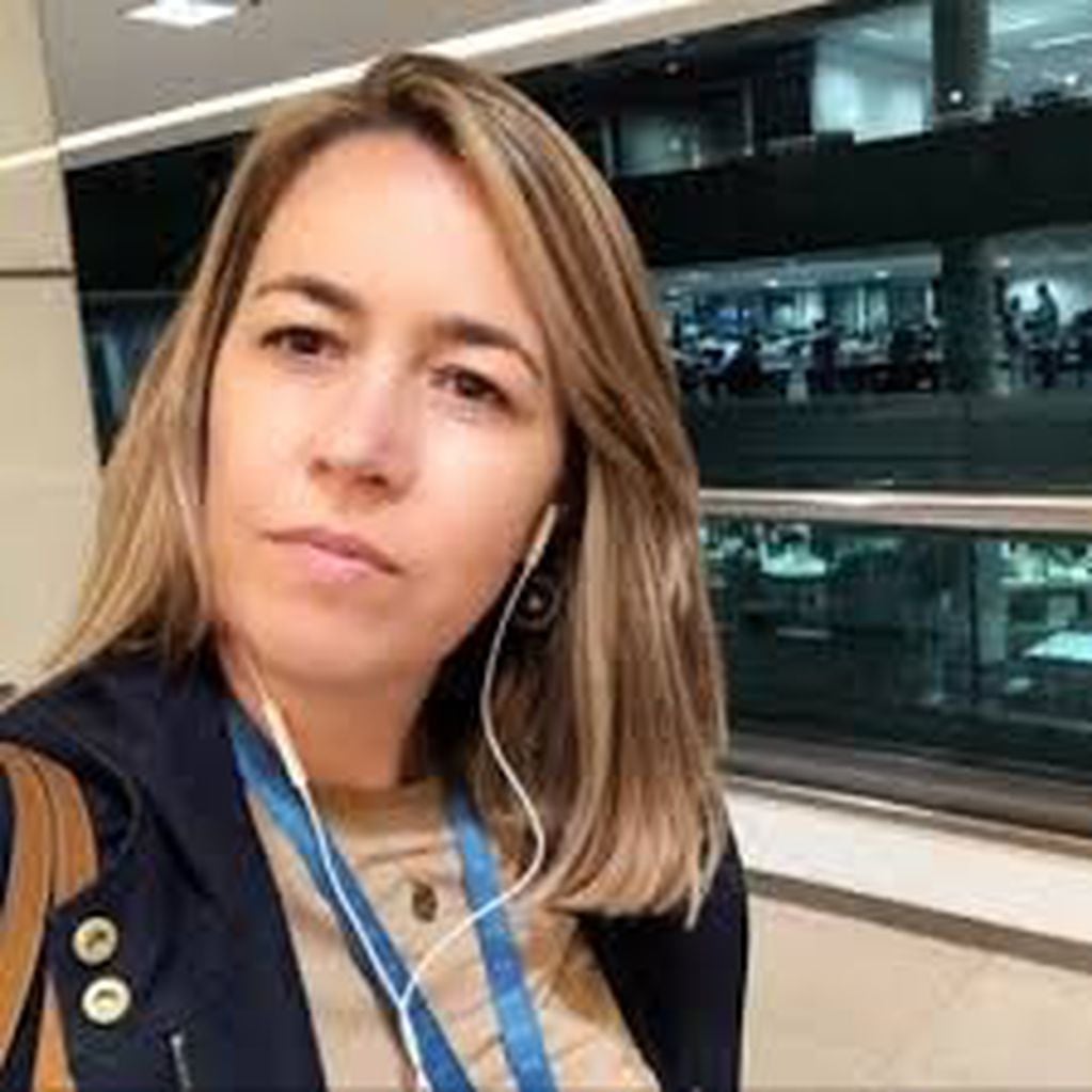 La periodista brasileña Janaína Figueiredo, que trabajó como corresponsal del diario O’Globo en Buenos Aires desde 1999 hasta 2018 (Foto: Twitter/ @janafig)