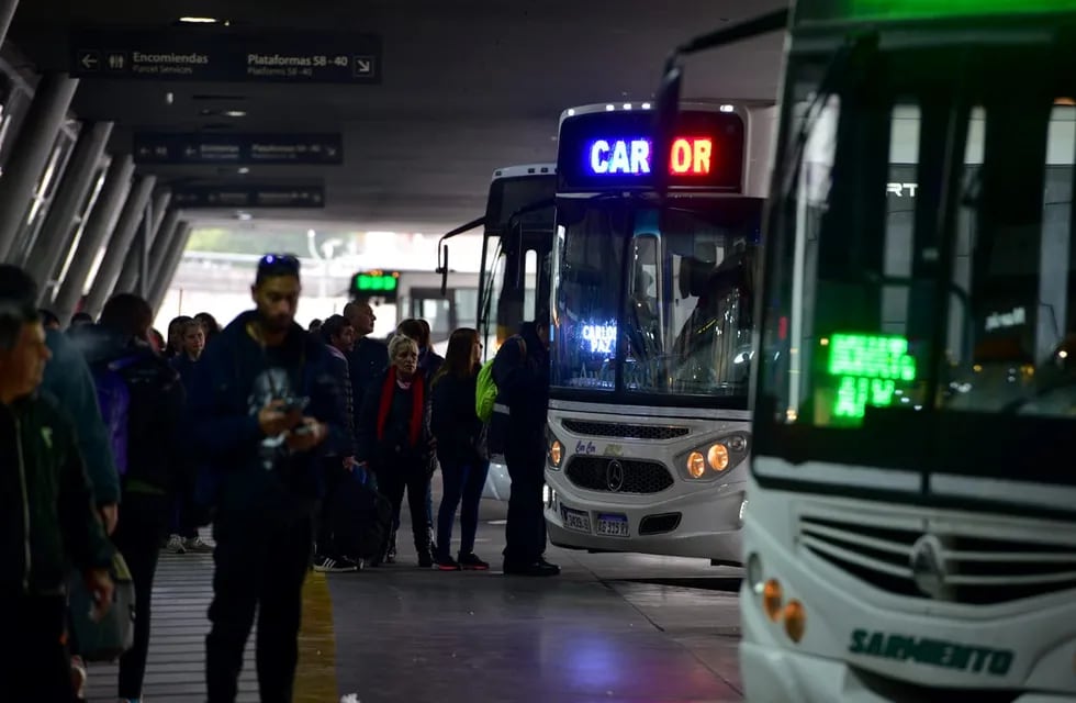 Se levantó el paro de transporte interurbano en Córdoba.