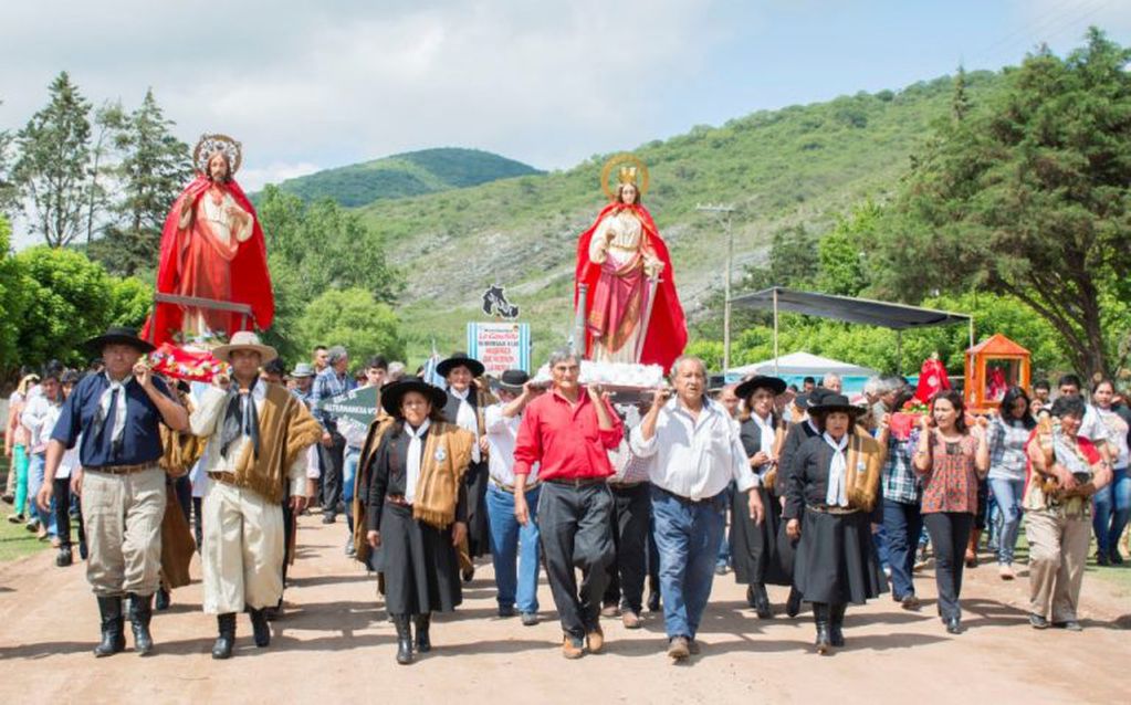 El sentimiento gaucho se pone también de manifiesto cada año, el 4 de diciembre, en las fiesta patronales de El Fuerte en honor a su patrona, Santa Bárbara.