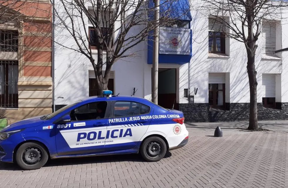 Policía de Córdoba. Departamental Colón.