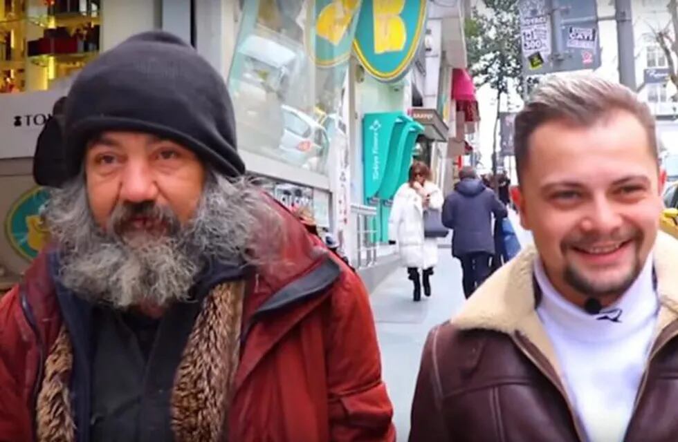 El cambio de look de un hombre de la calle (Captura)