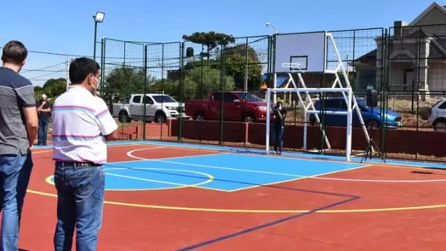 Inauguraron un playón deportivo en el barrio María Ana Mogas de San Pedro