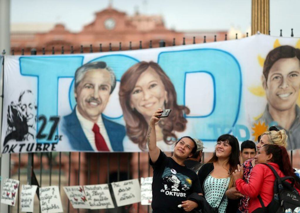 En 10 días asumirá el nuevo gobierno y el rol de Cristina se agiganta (Foto: REUTERS/Agustin Marcarian)