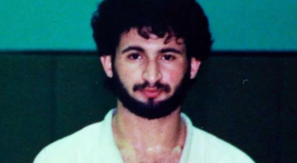 Osama Bin Laden durante su época como estudiante universitario de economía.