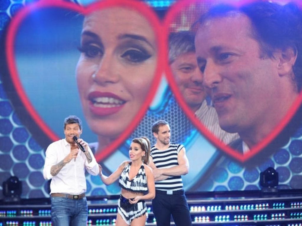 Durante el Bailando 2012, se rumoreó que Insaurralde y Flor Peña habrían tenido una relación.