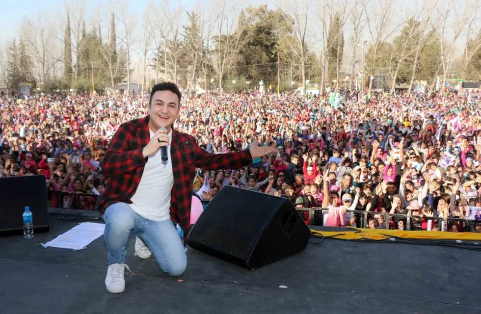 Más de 25 mil personas fueron a Luján al show de Topa