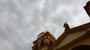 Nubes mammatus en el cielo de Córdoba