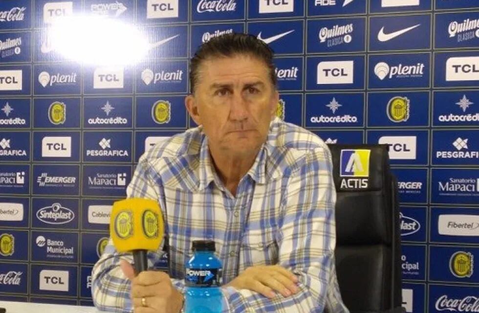 El entrenador de Rosario Central, Edgardo Bauza, precisó que Zampedri está en duda. (CARC)