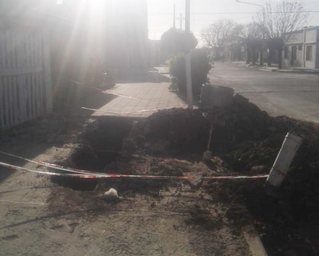 Cloacas tapadas: Un barrio lleno de problemas