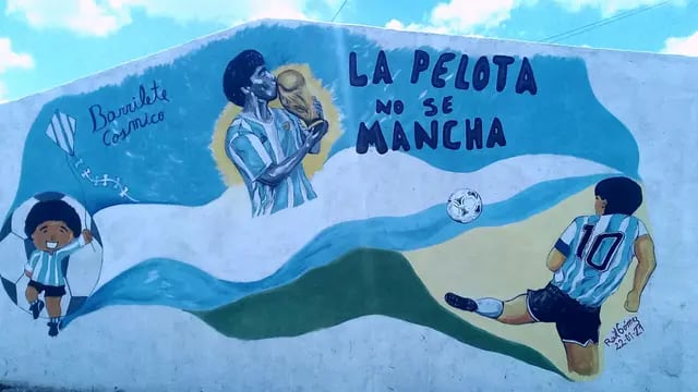 Mural de Maradona en Transito