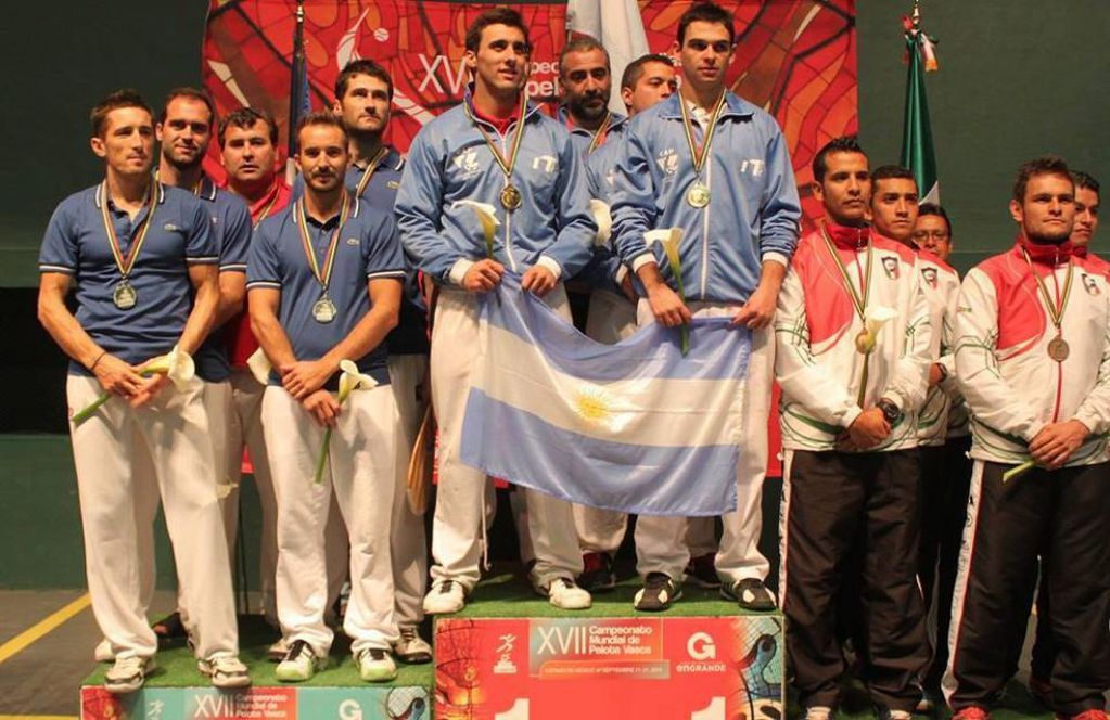 Puly y Gabriel Villegas- Campeones mundiales 2014 de pelota paleta.