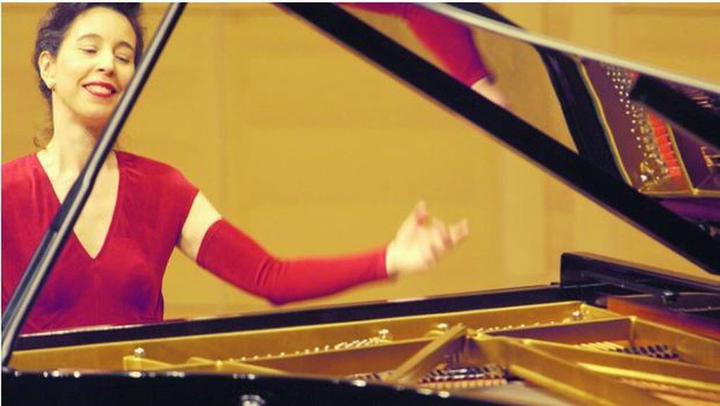 La famosa pianista Angela Hewitt