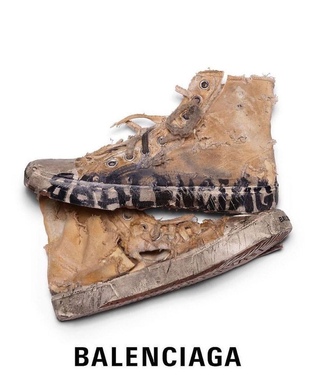 Tras el anuncio de Balenciaga, los zapatos fueron tendencia en las redes.