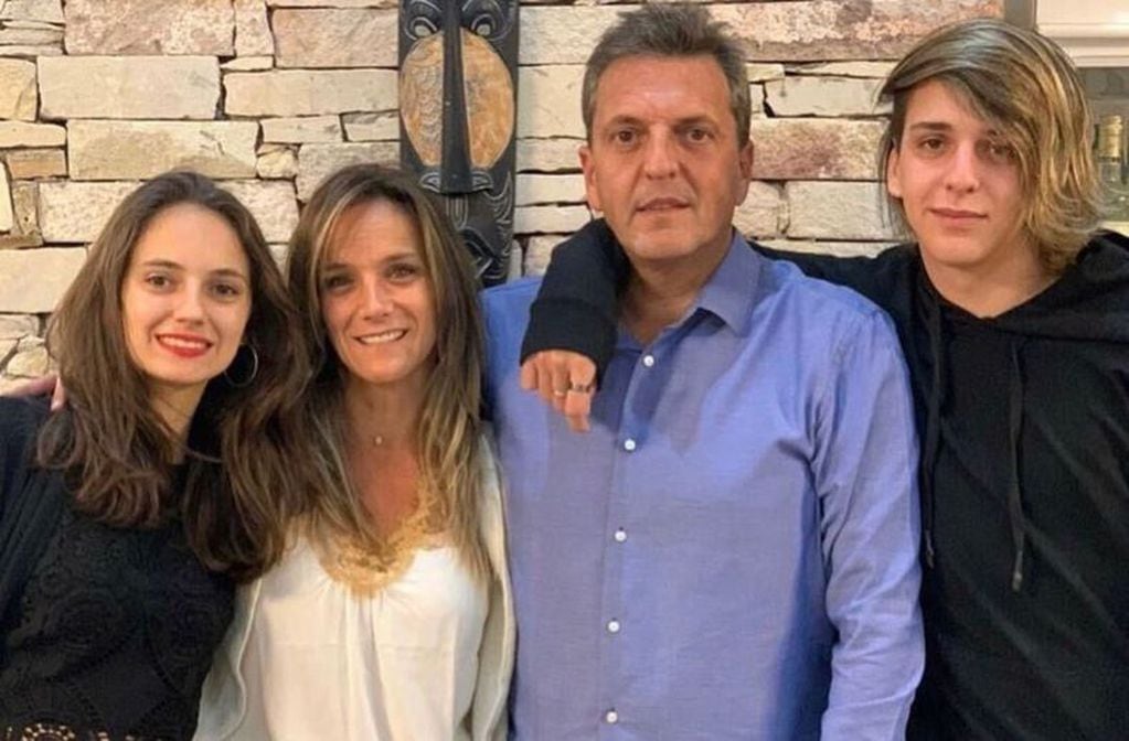 Massa junto a su familia.