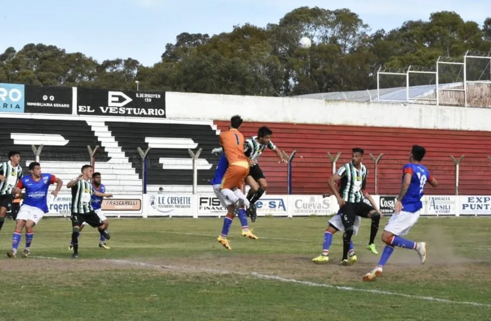 Rosario empató 0 a 0 con Villa Mitre