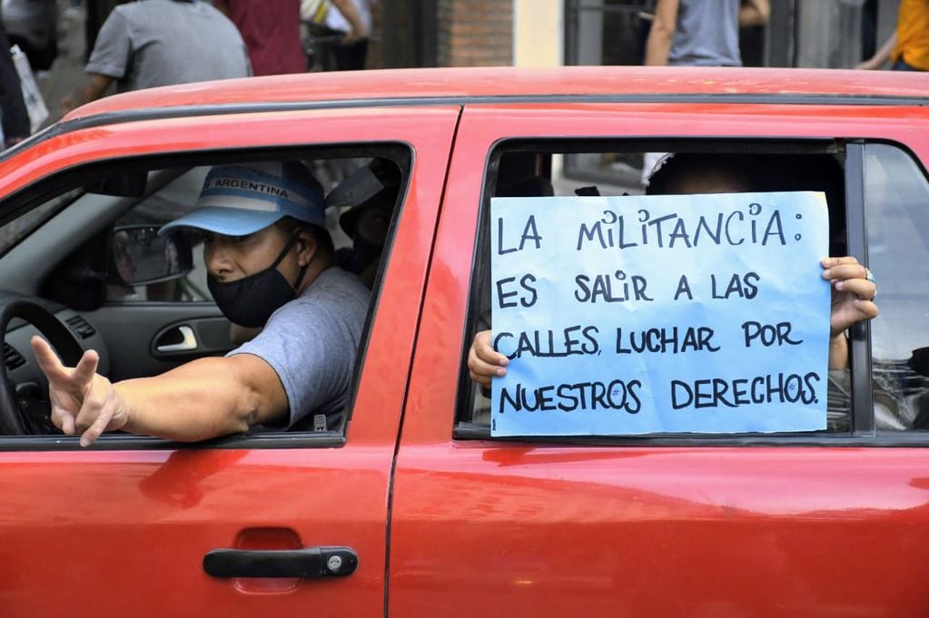 Caravana por el Día de la Militancia en Rosario
