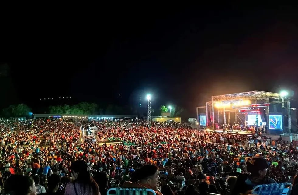 Multitudinarios festivales en la provincia.