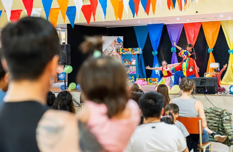 Exitoso Festivalito en Ushuaia con más de 200 niños