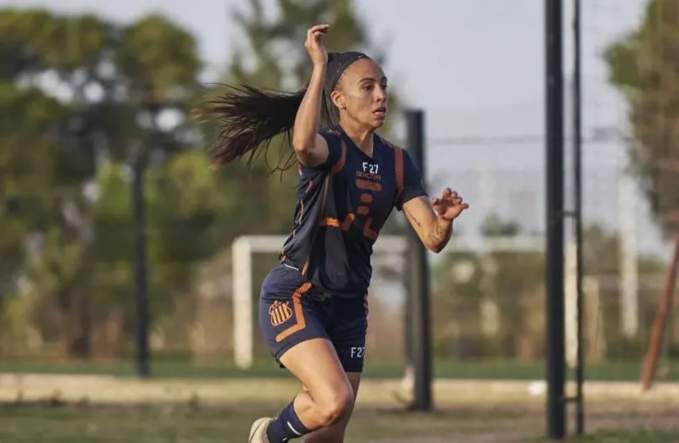 Betina Soriano y sus sueños de ascenso con Talleres. Pionera del fútbol femenino en Córdoba (Prensa Talleres).