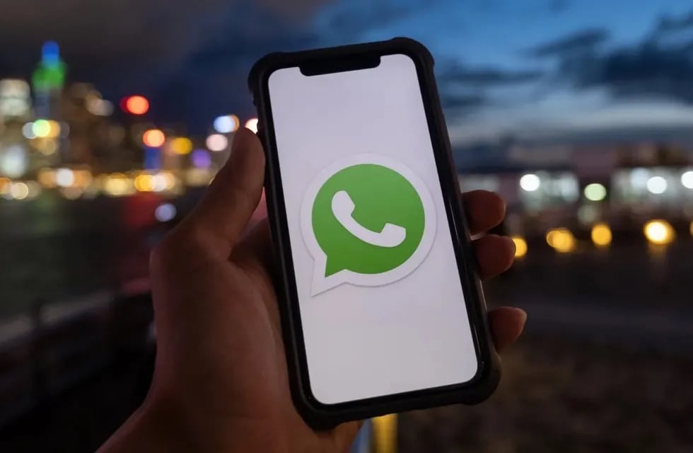 Una nueva estafa por WhatsApp prende el alerta: con una llamada pueden robarte la cuenta.