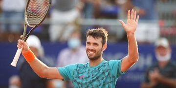 Juan Ignacio Londero festeja su victoria ante el español Pedro Martínez en el Córdoba Open