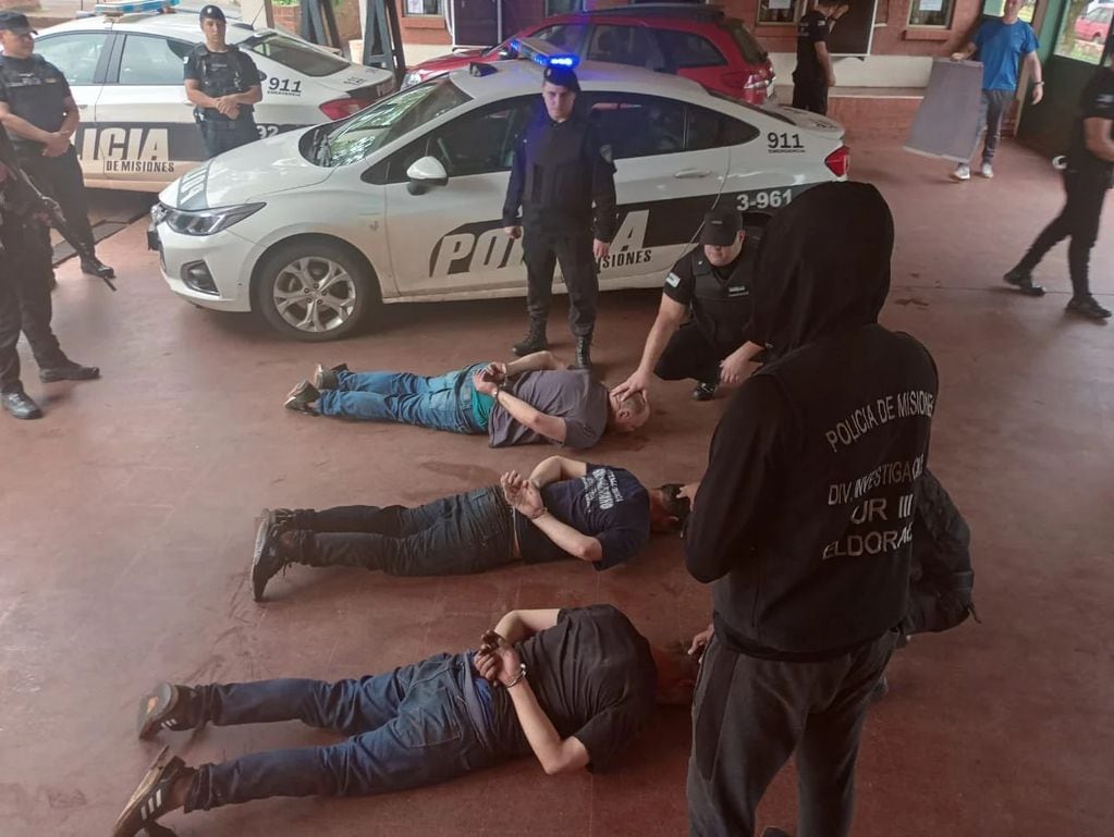 Asalto a una joyería en Eldorado: la policía detuvo a cinco personas.