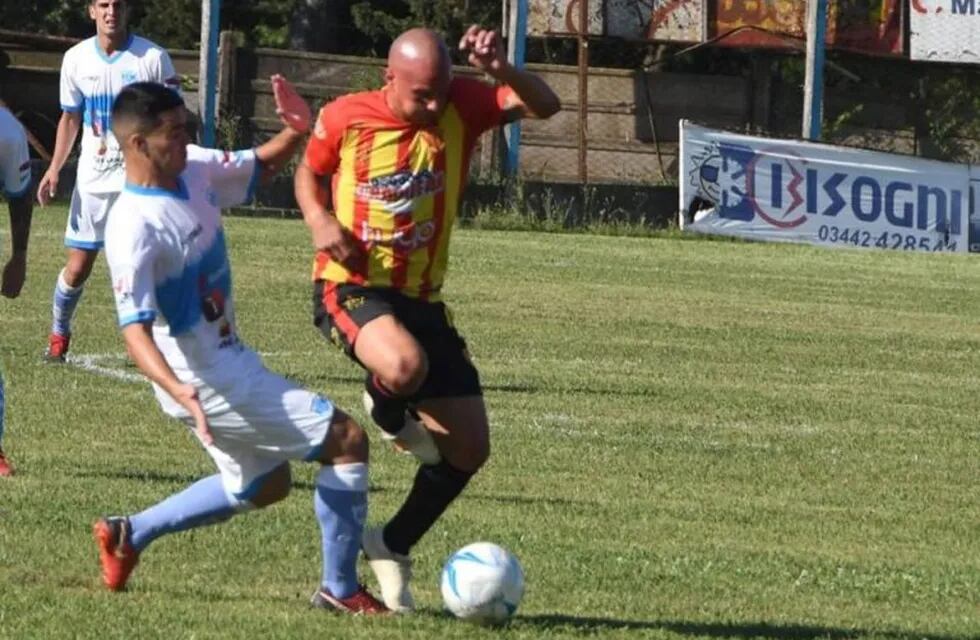 Sarmiento ganó de visitante en el último partido del año