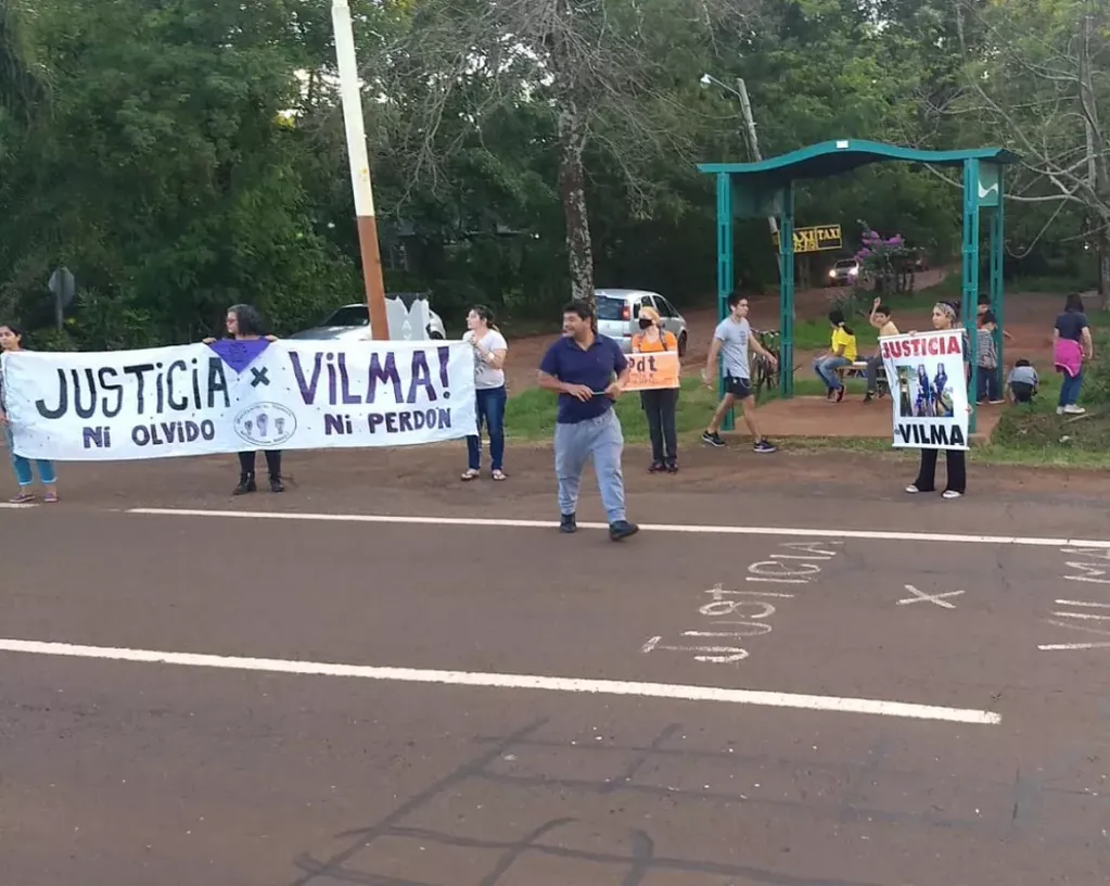 Puerto Iguazú: se realizó una nueva marcha solicitando justicia por el femicidio de Vilma Mercado.