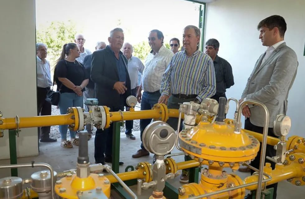 Inauguración de la planta reguladora de gas natural en Monte Ralo