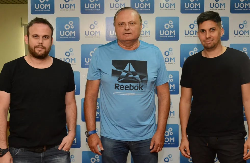 La nueva conducción de la Unión Obrera Metalúrgica de Rafaela, en donde sigue Roberto Oesquer a la cabeza