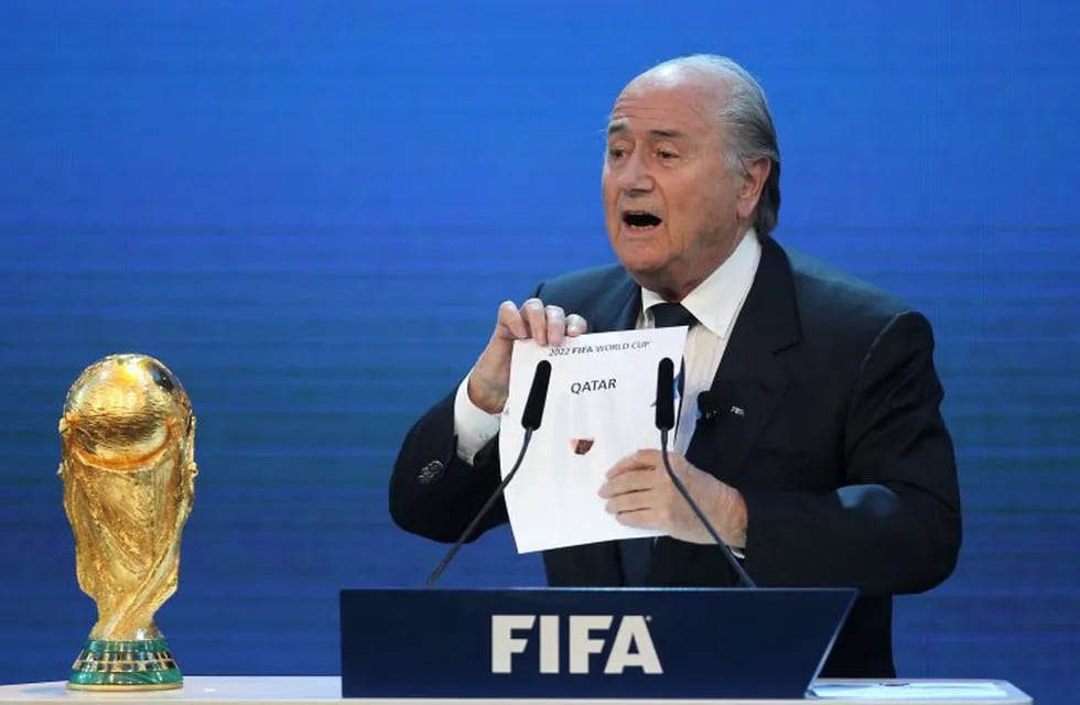 FIFAgate: Blatter negó sobornos de Rusia y Qatar para quedarse con las sedes de Mundiales. (AFP)