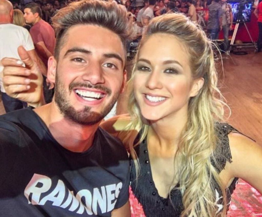 Flor Vigna conducía junto con su ex novio el programa televisivo "Tenemos WiFi", que recibió una nominación en los premios Martín Fierro de Cable.