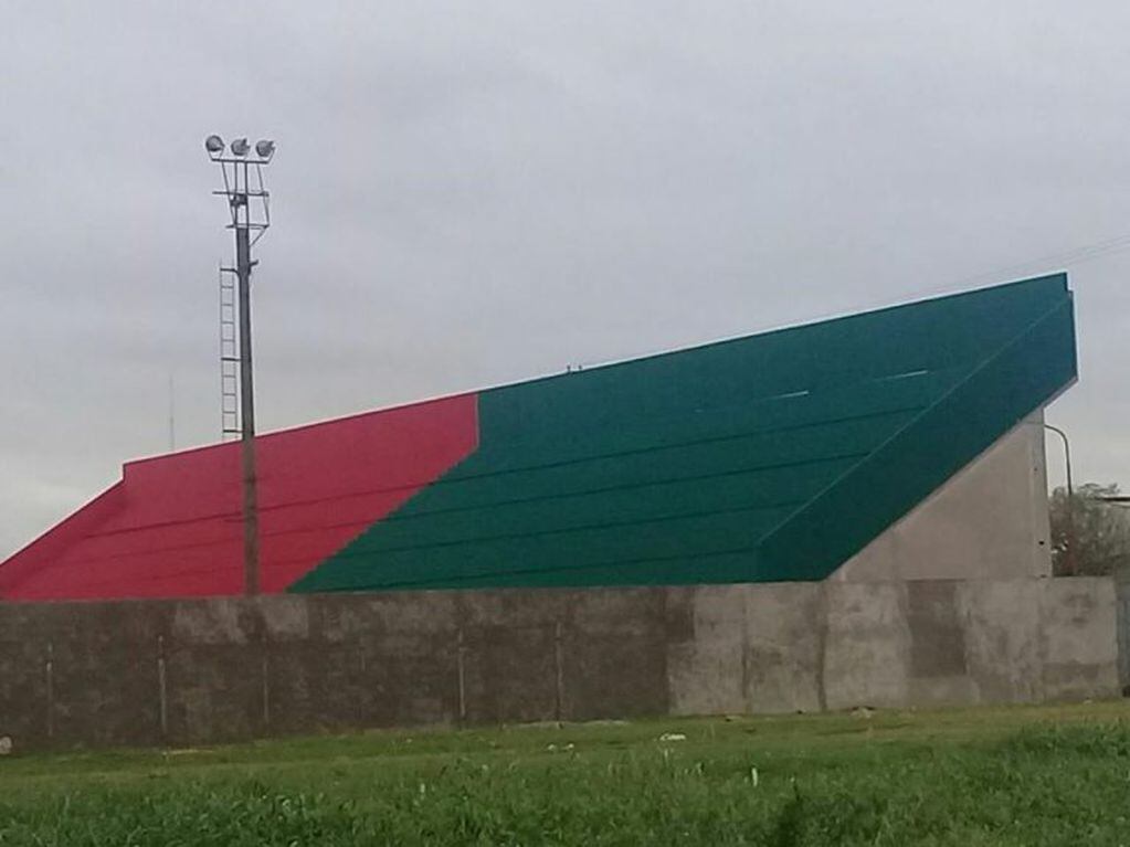 Coronel Aguirre construye su estadio en la localidad de Villa Gobernador Gálvez. (Facebook)
