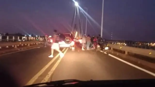 Falleció la mujer que protagonizó un accidente de tránsito sobre el puente internacional Posadas-Encarnación