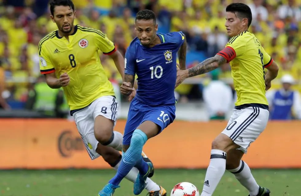 Colombia y Brasil repartieron puntos en Barranquilla por las eliminatorias sudamericanas\nFoto: AP/Fernando Vergara
