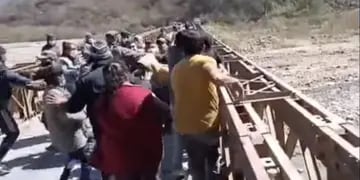 Salteños agarraron a piñas a bolivianos que cruzaban a votar