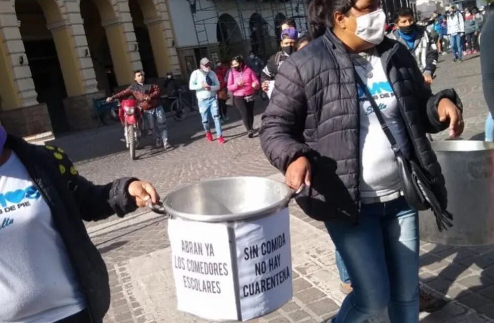 Marcha por la emergencia sanitaria en Salta (Profesional FM)
