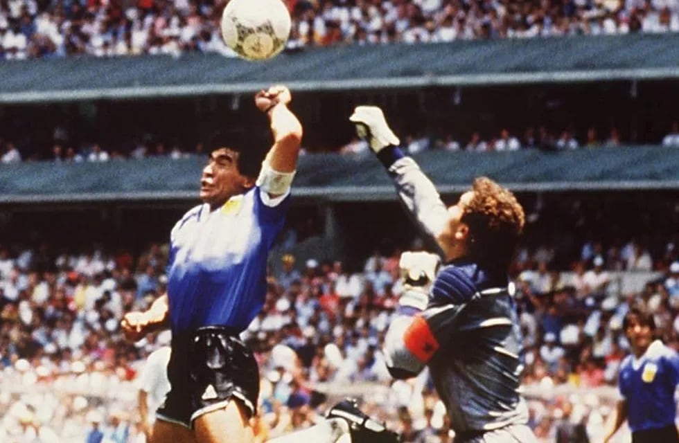 El encuentro ocurrió 50 días antes de "La mano de Dios", el gol que consagró a Diego Maradona. Getty Images