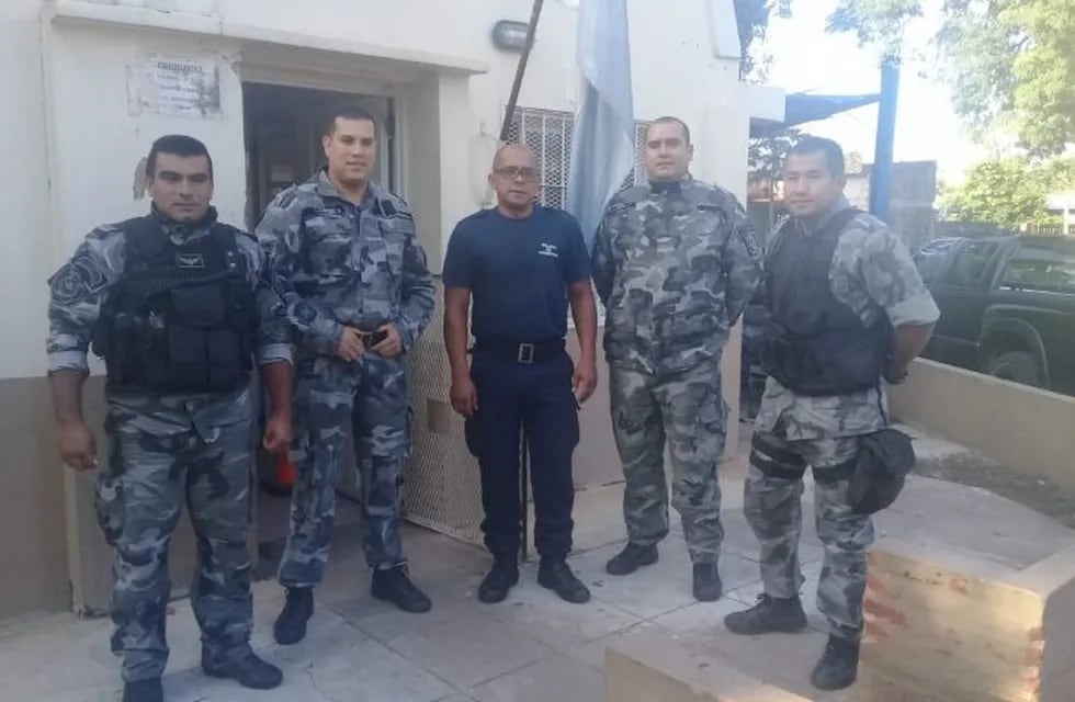 Policías héroes en Corrientes