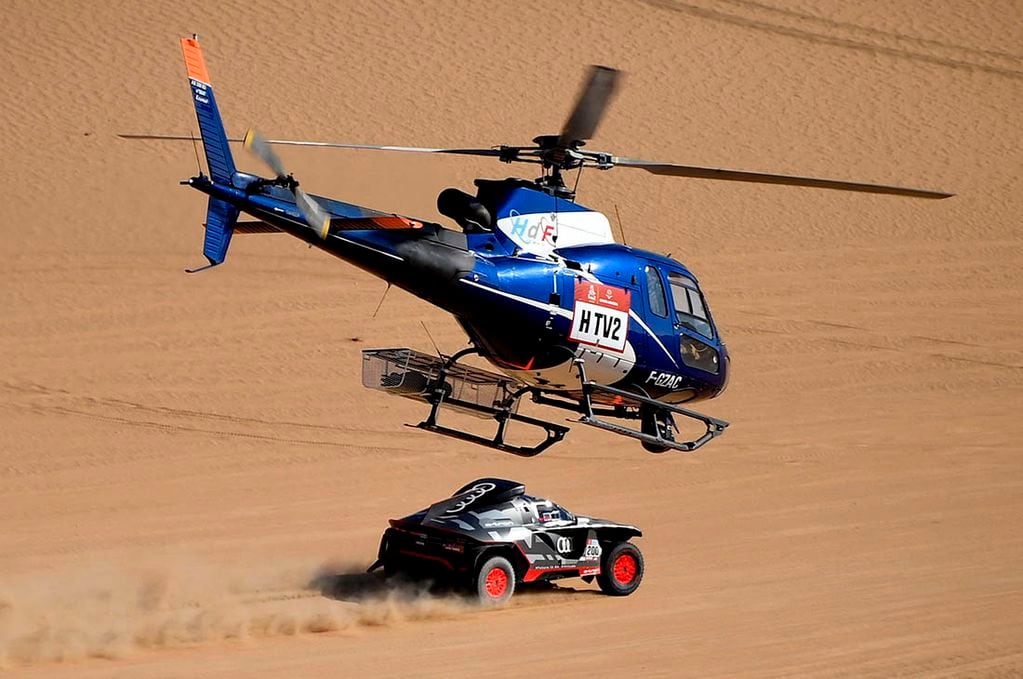 A pesar de lo innovador del Audi RS Q e-tron, Peterhansel, máximo ganador en la historia del Dakar con 14 coronas, no pudo contar con un coche fiable para intentar superar su récord. 