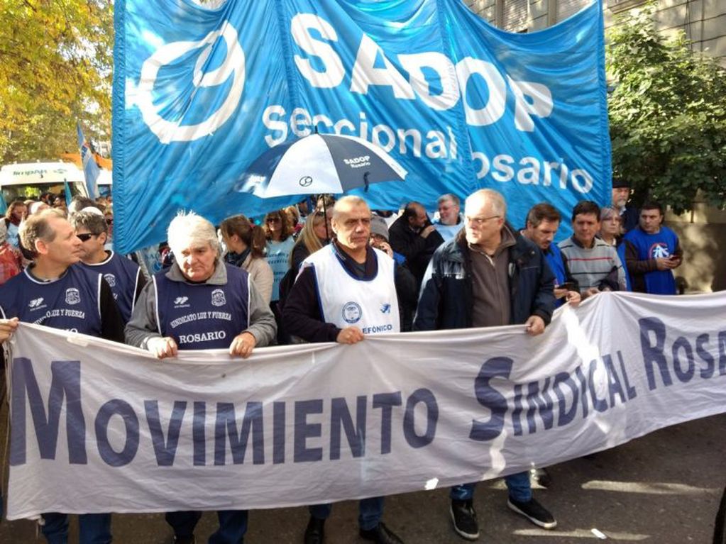la segunda Marcha Federal Educativa pasó por Rosario.