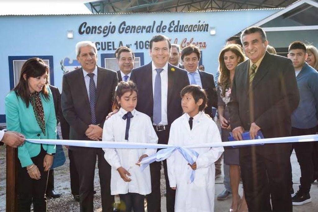 Zamora inauguró obras de refacción y ampliación de la escuela Nº 106 de Señora Pujio
